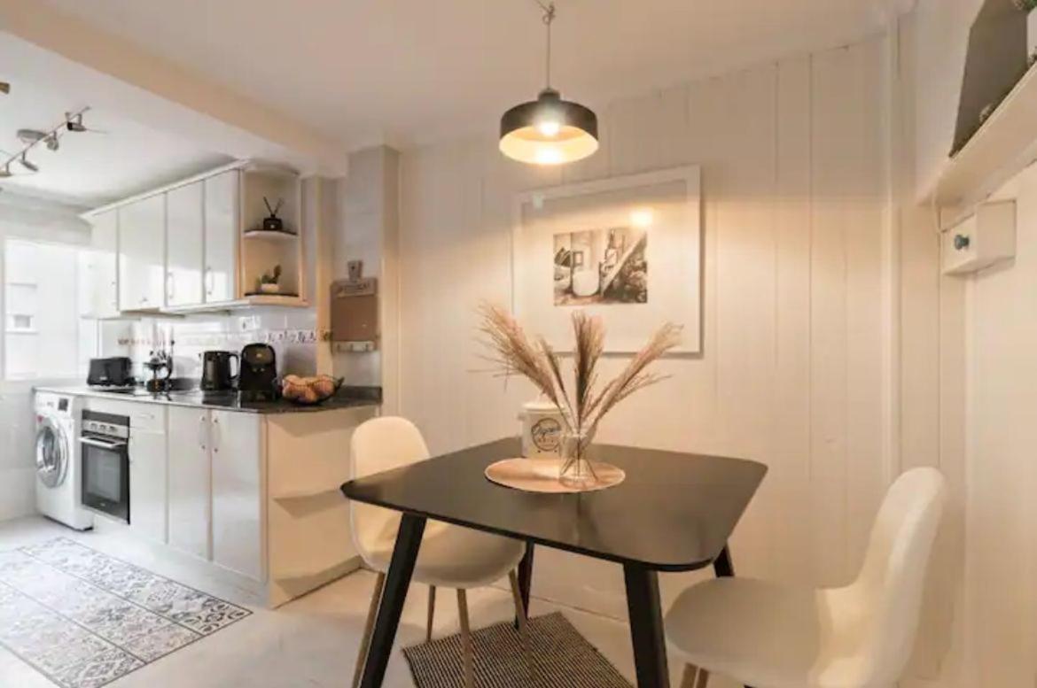 Central Monkey Apartment - Grupo Rh Santander Bagian luar foto